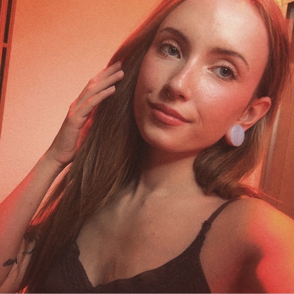 Meet your Posher, Riley - Picture 1 of 1